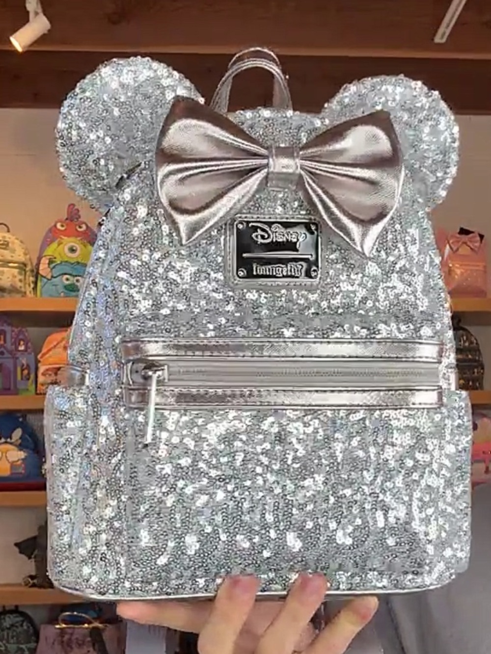 Loungefly Disney Sequin Minnie Backpack - sequin Metallic